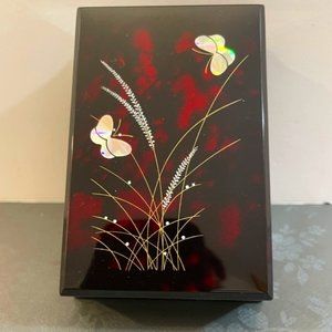 Vtg Japanese Cherry Laquered Playing Card Holder with Butterfly motif Ex. Cond.